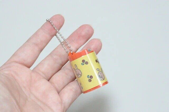 キャンドゥ 100円玉コインケース レトロ デザイン