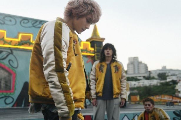 【写真を見る】強さに固執する兎耳山と、葛藤する十亀…2人の友情のゆくえがドラマ性を高める!? [c]にいさとる／講談社 [c]2025「WIND BREAKER」製作委員会