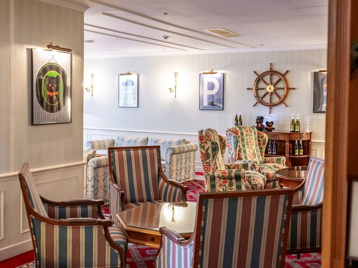 ハウステンボス アムステルダムシティ ホテルアムステルダム内「Dick Bruna TABLE オークラウンジ」4