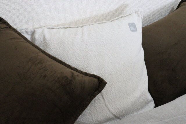 ダイソーの枕に貼るアロマシール（白檀、18枚） 使用感3