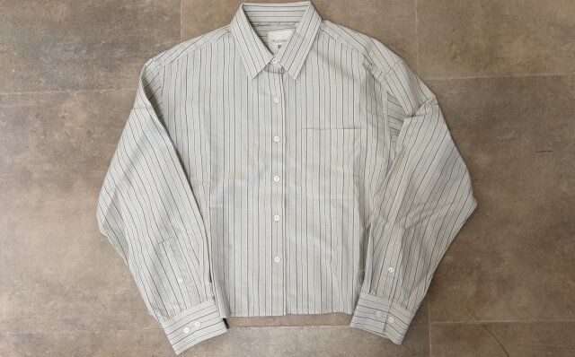 ユニクロ オックスフォードシャツ／ストライプ BEIGE