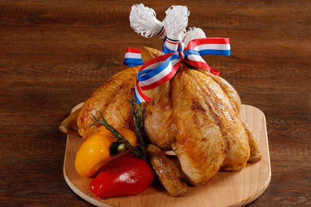 ローストチキン トリュフときのこのグレービーソース