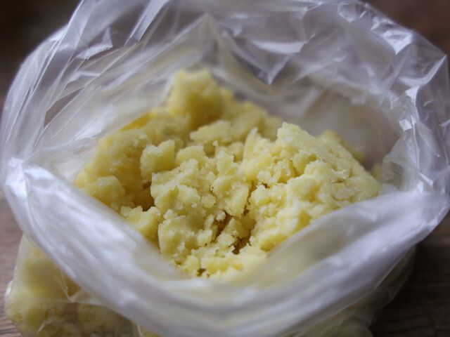 ビニール袋に入れて潰してもOK