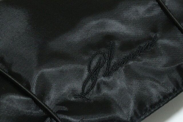 トラベル化粧バッグ 刺繍