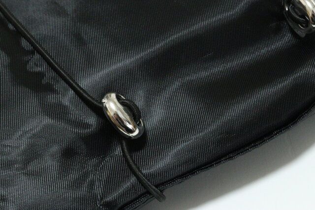 トラベル化粧バッグ 金具