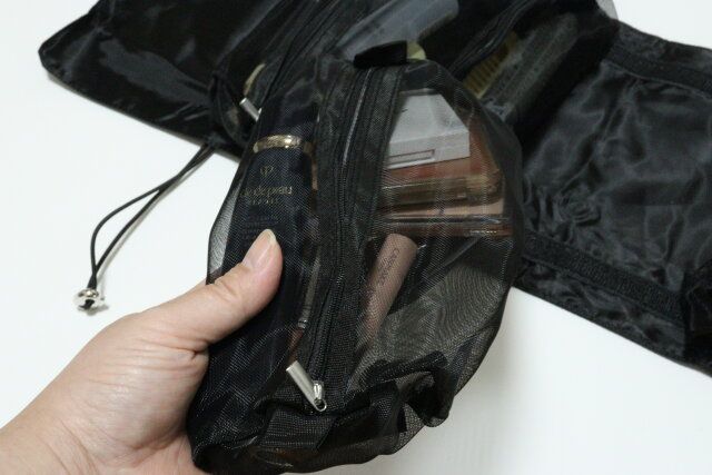 トラベル化粧バッグ 取り外し