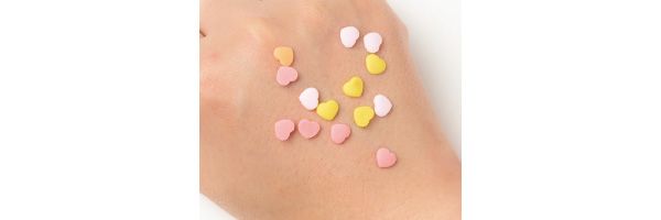 付着したシュガーは14枚。肌表面をしっとりと包み込んで潤いでコートする感触なので、乾燥肌でも安心できる。