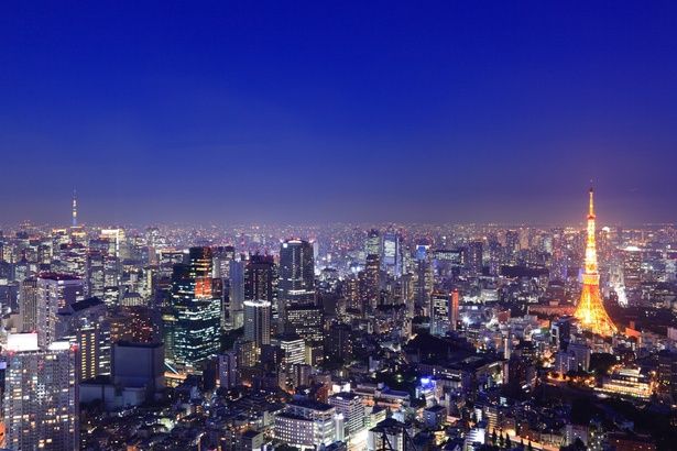 【写真】東京タワーがオレンジに染まり、無数の光が街を包む幻想的な東京の夜景 【提供画像】