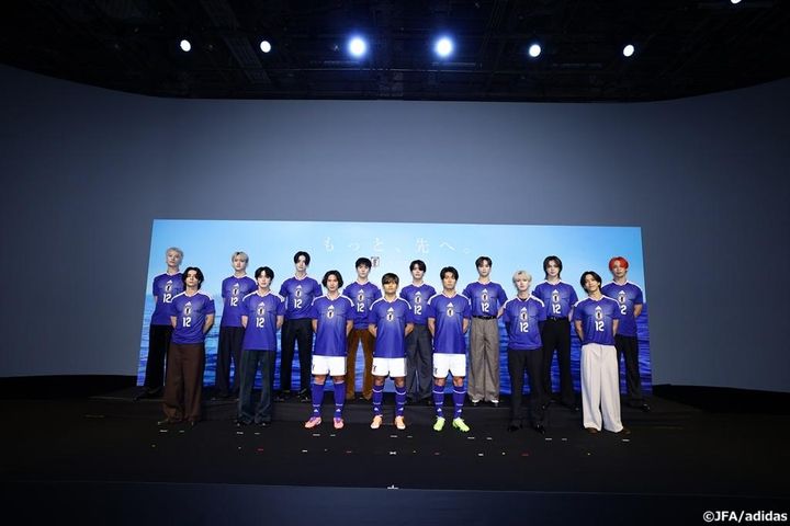 JO1とINIによる特別ユニット『JI BLUE』、サッカー日本代表の公式アンバサダーに就任！JFA「共闘して欲しい」