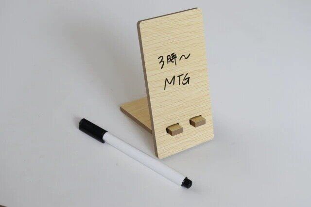 ダイソー 木目調ホワイトボード スタンド型