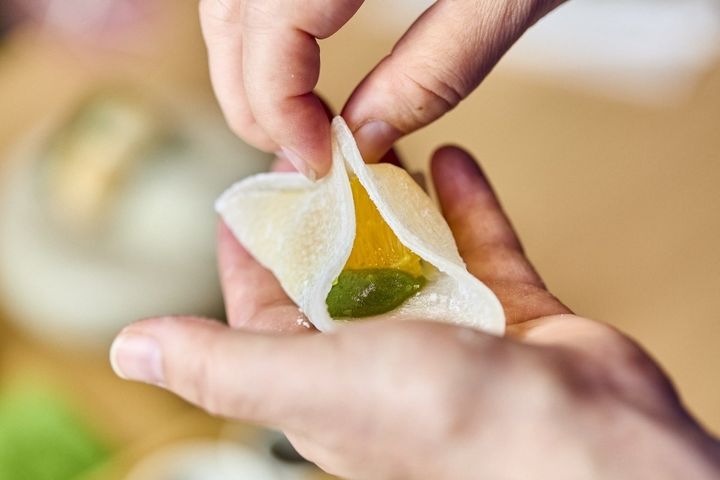 求肥で包んだスイーツ