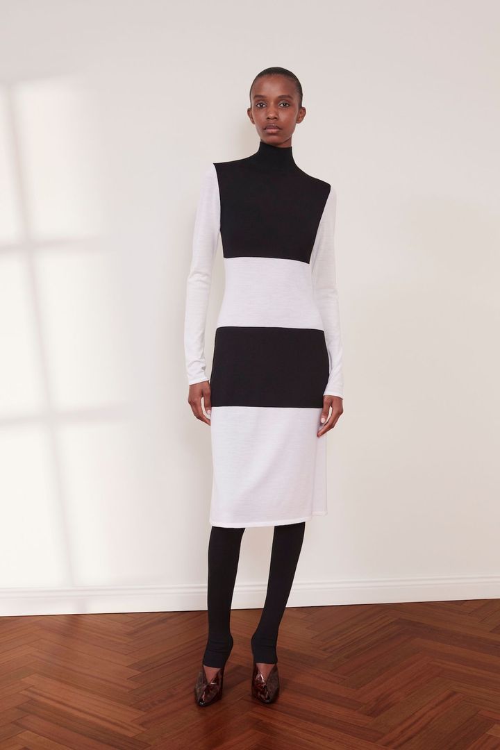 ドレス ￥209,000（銀座本店 先行発売）