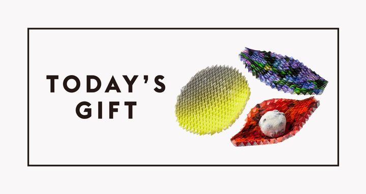 〈辻徳〉の紙皿