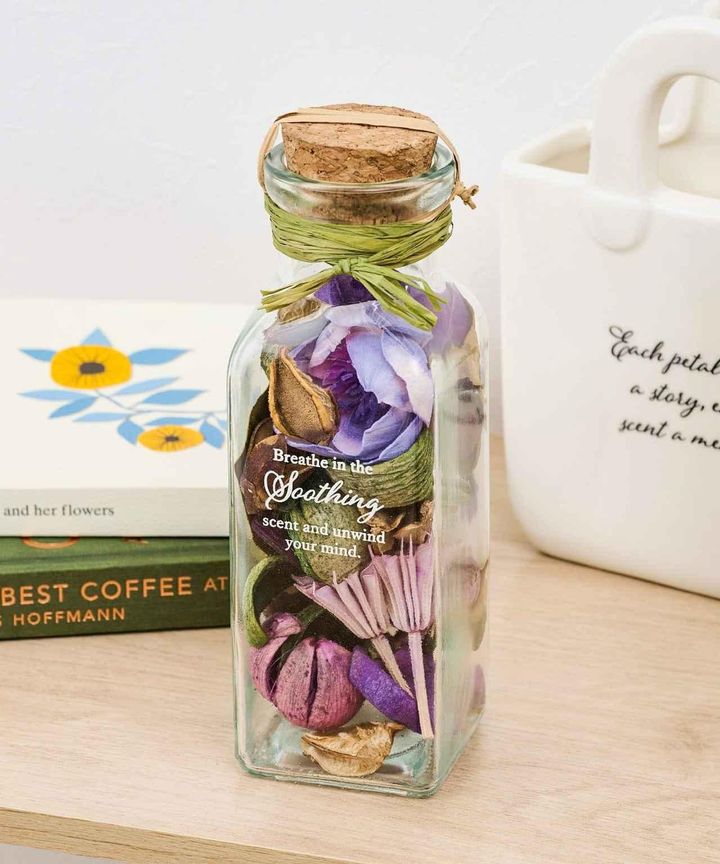 画像1: 出典：3COINS