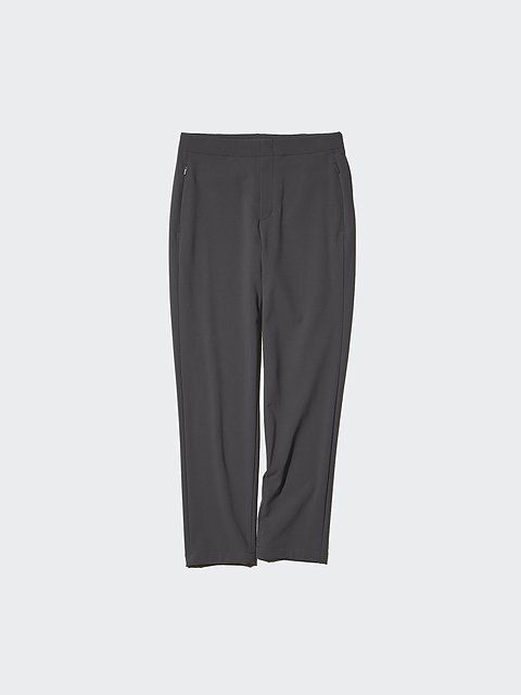 ユニクロのウォームストレッチパンツ