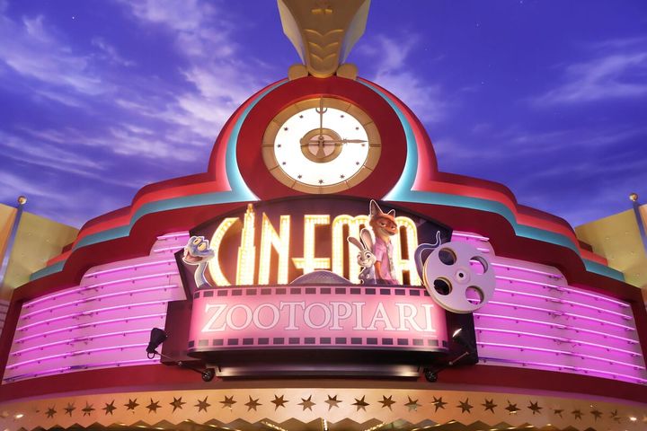 シネマイクスピアリ 入口