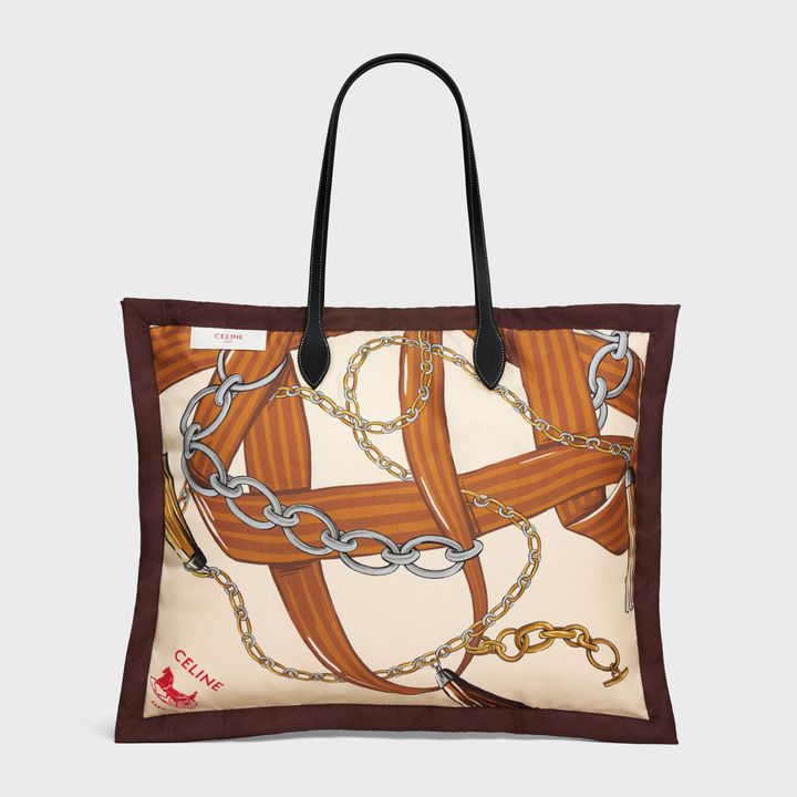 ソフトピロー ￥451,000（伊勢丹新宿 ポップアップ限定）