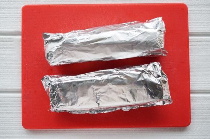 『アルミホイル』はどっちが表？裏？すぐ答えられたらスゴイ！意外と知らない活用法