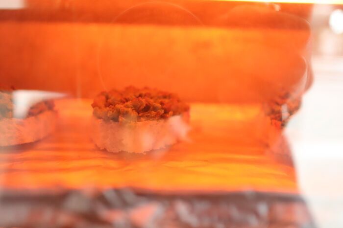 たった10分で“サクッと食感”を再現！今すぐできる『メロンパン風アレンジ』に注目