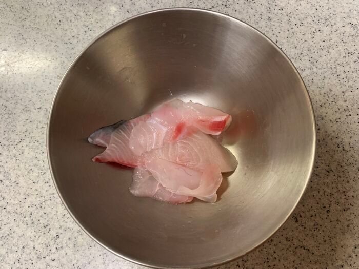 スーパーの『お刺身』食べるの待って！