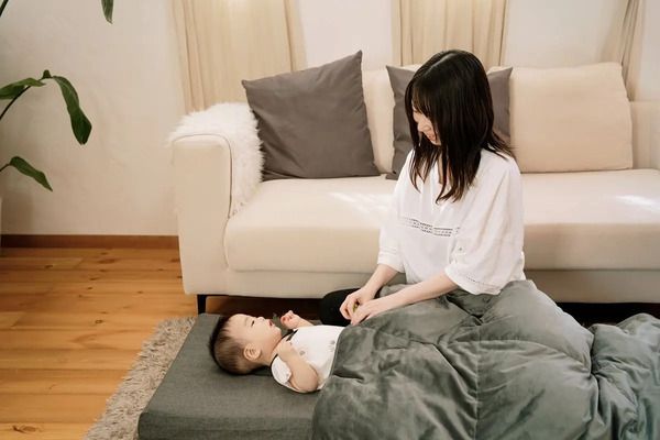 どこでも温かく心地よく眠れる、コンパクトな羽毛掛け布団がクラファンに登場