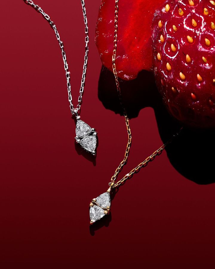 「セブロン ロサンジュ ダイヤモンド ネックレス」（PT×ダイヤモンド）（YG×ダイヤモンド）各￥138,600