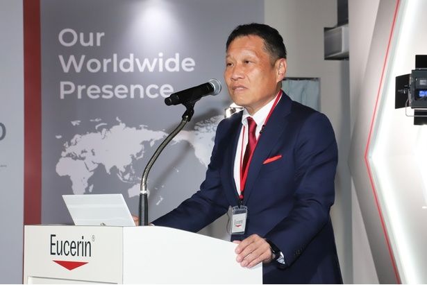 ニベア花王 代表取締役社長の岩﨑昌哉さん