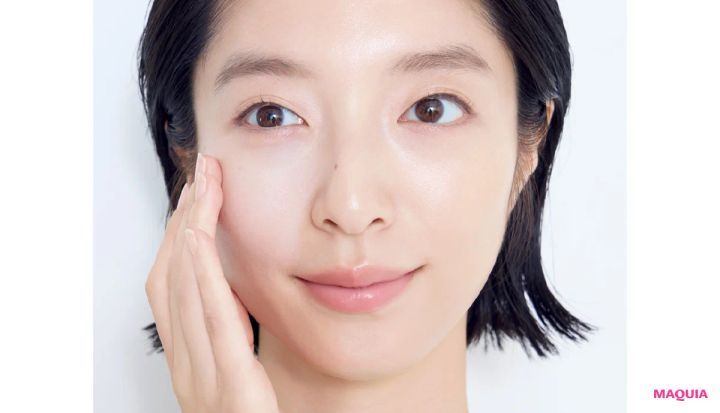 黄ぐすみにおすすめの下地の使い方 指でのばす 長井かおりおすすめ