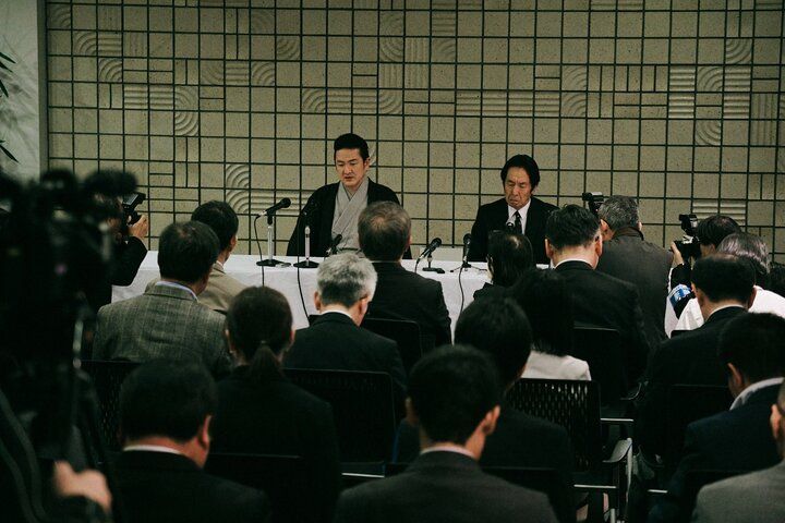 【写真・画像】「隠し子が実の父を殺人未遂」将棋界震撼のスキャンダルで宿敵・中村獅童がついに始動 4枚目