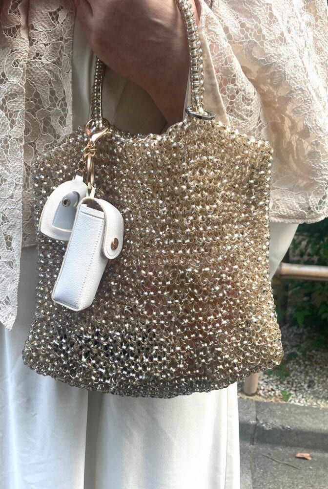 『ANTEPRIMA』のバッグに付けたリップケースが便利