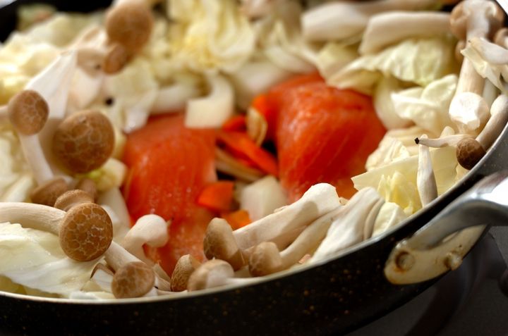 北海道名物！鮭のちゃんちゃん焼き フライパンで簡単 by横田 真未さんの作り方1