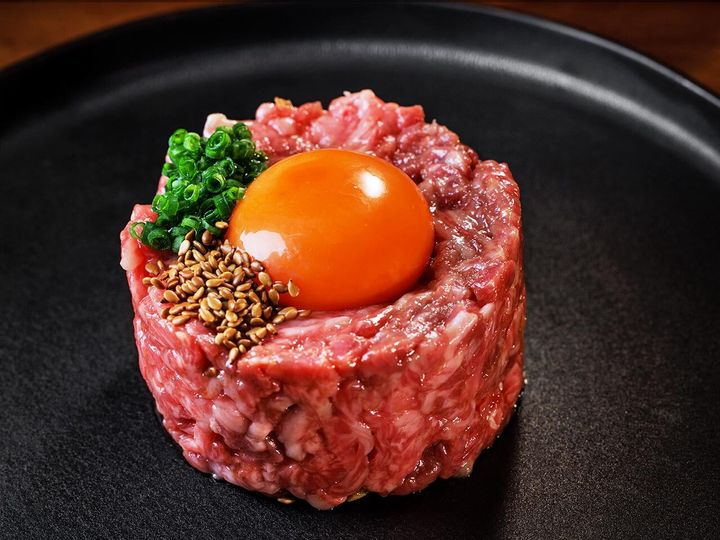 六本木『士士』の「ユッケ」