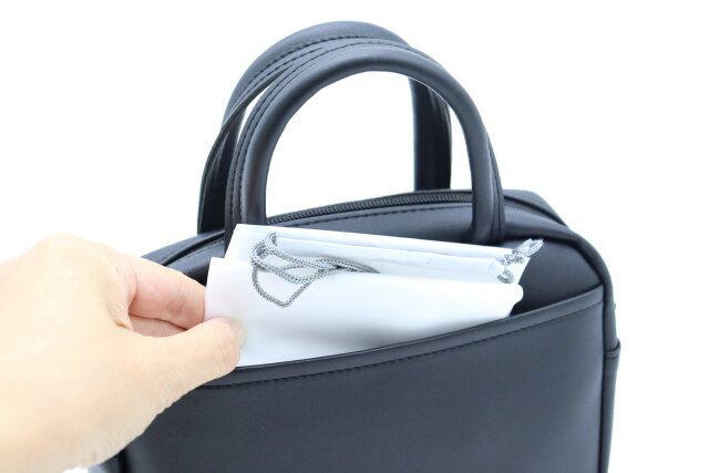 セリアの傘の肩掛けカバー 持ち運び