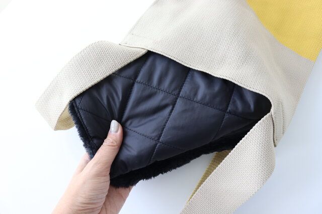 ロング裏ボアマフラー（格子柄、ポケット付） コンパクト