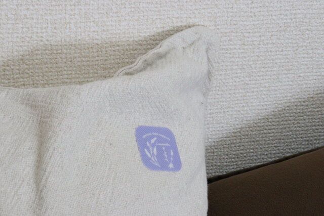 枕に貼るアロマシール 使用例