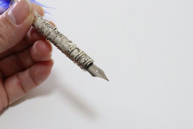 セリアの羽根ペン万年筆タイプのペン先