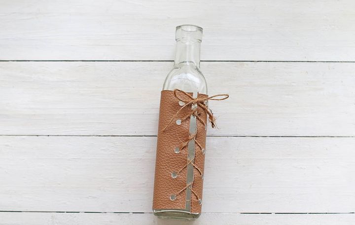 ドレッシングボトルのフェイクレザーアレンジ