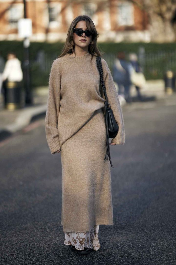 画像: プリントスカートを仕込みお洒落心を満たす