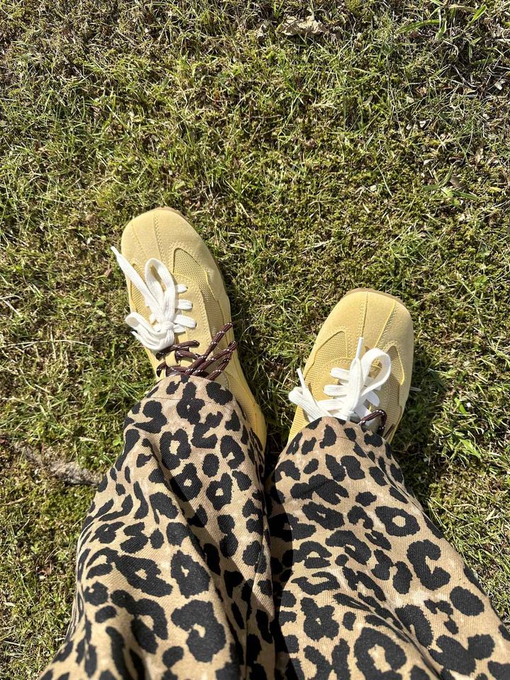 画像: ダブルシューレーススニーカー