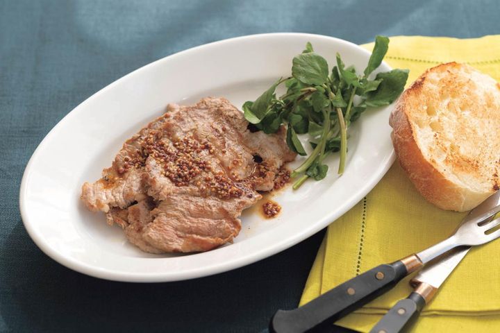 ピリッとした酸味が料理を格上げ【粒マスタード】活用レシピ2選「玉ねぎのマリネ」「ポークグリル」