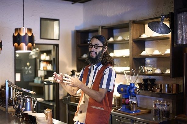 リスペクトする先人も多いですが、あえて似たものを目指さず、逆を行くとおもしろくなる法則みたいなものがあります(笑)」と山㟢さん