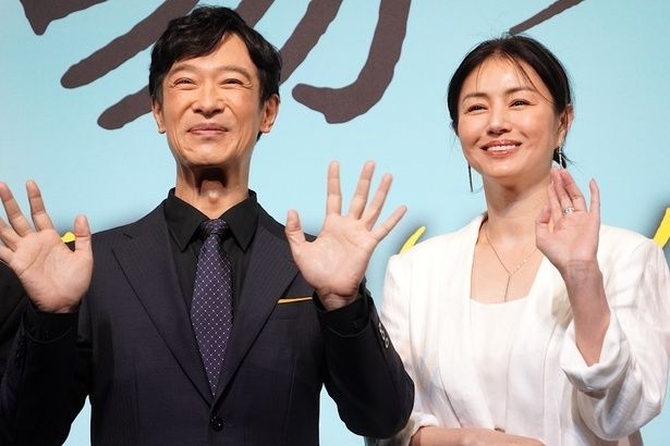 【写真を見る】『平場の月』製作報告会見で井川遥の魅力を語った堺雅人 取材・撮影/成田おり枝