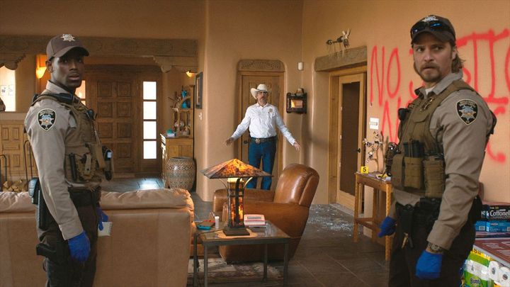 映画『エディントンへようこそ』場面写真 （C）2025 Joe Cross For Mayor Rights LLC. All Rights Reserved. width=