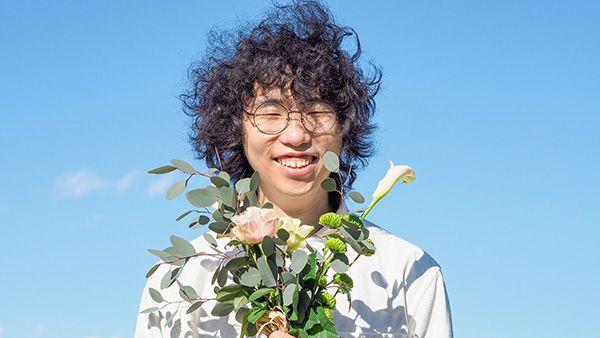 0〜2歳の「見て・聞いて・まねする」を自然に引き出す新感覚絵本2冊が発売