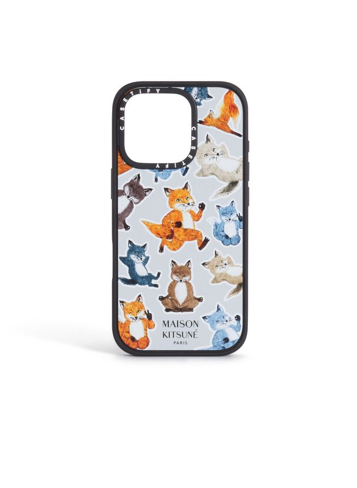 アイコニックな「キツネ」にくぎ付け！《メゾン キツネ》×《CASETiFY》の秋冬コラボグッズがお目見え