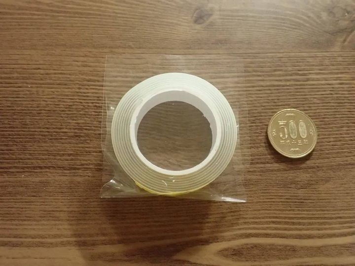 DAISO(ダイソー)：超強力アクリルフォーム両面テープ(透明、15mm×1.2m)