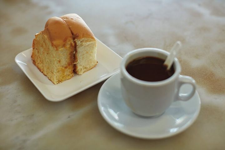 地元民が通う人気カフェ『YY Kafei Dian』