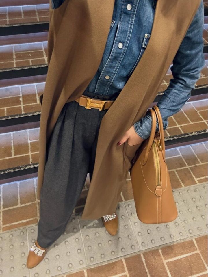 Gilet ／MADISONBLUE、Denim Shirts ／POLO RALPH LAUREN、Pants／Weekend Max Mara、Shoes／FABIORUSCONI、Bag, Belt／Hermes