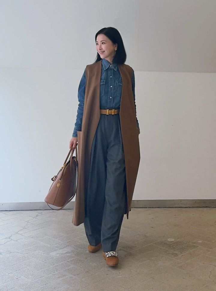 Gilet ／MADISONBLUE、Denim Shirts ／POLO RALPH LAUREN、Pants／Weekend Max Mara、Shoes／FABIORUSCONI、Bag, Belt／Hermes