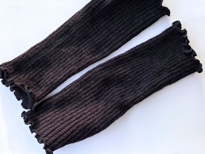 ストレッチ性に優れたnishikawa newmine コスメティックスレッグウォーマー